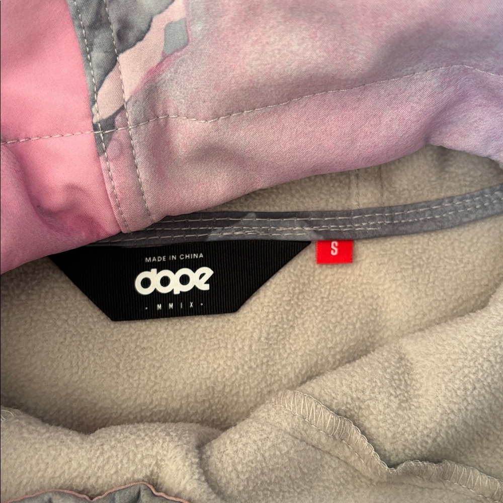 DOPE Yet W Riding Snow Hoodie - Picture 6 of 6